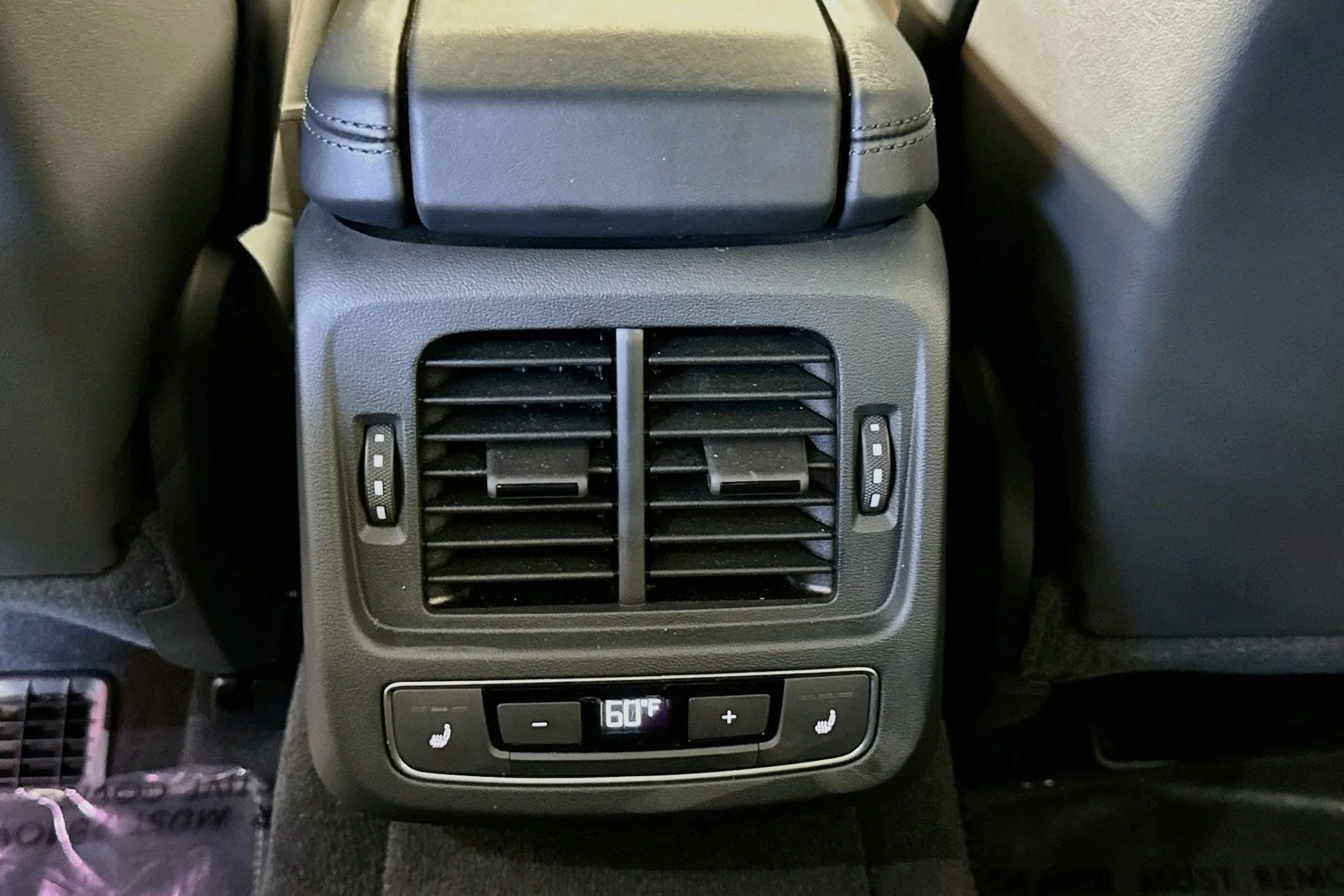 Used 2023 Black Audi  image 21