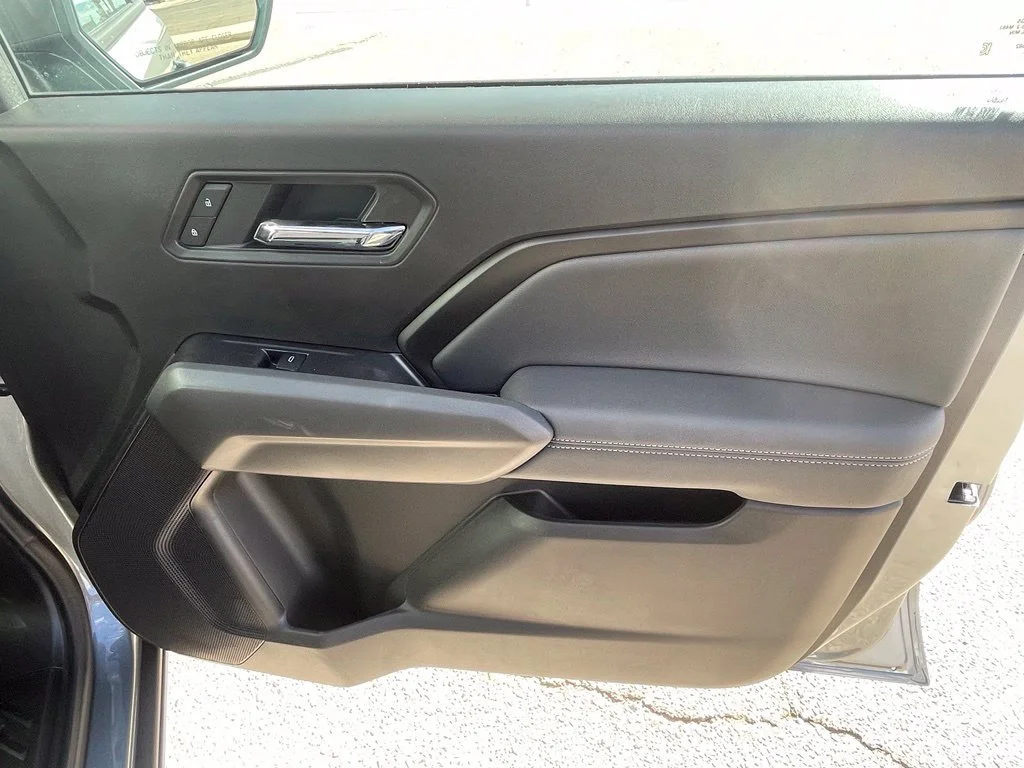 New 2026 Sterling Gray Metallic Chevrolet LT image 22