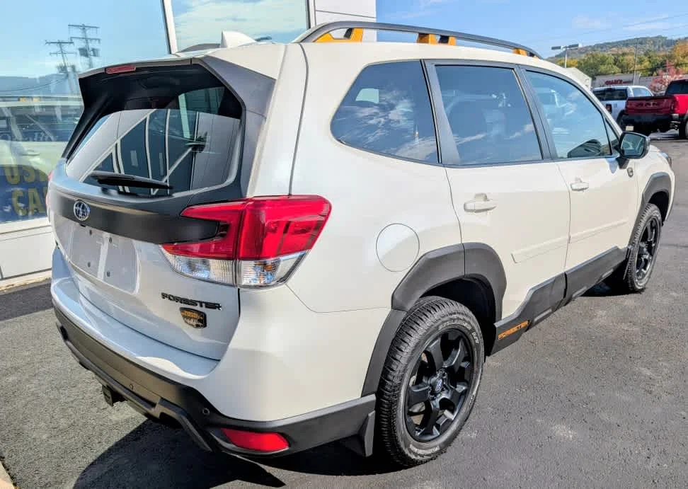 Used 2023 Crystal White Pearl Subaru Wilderness image 4