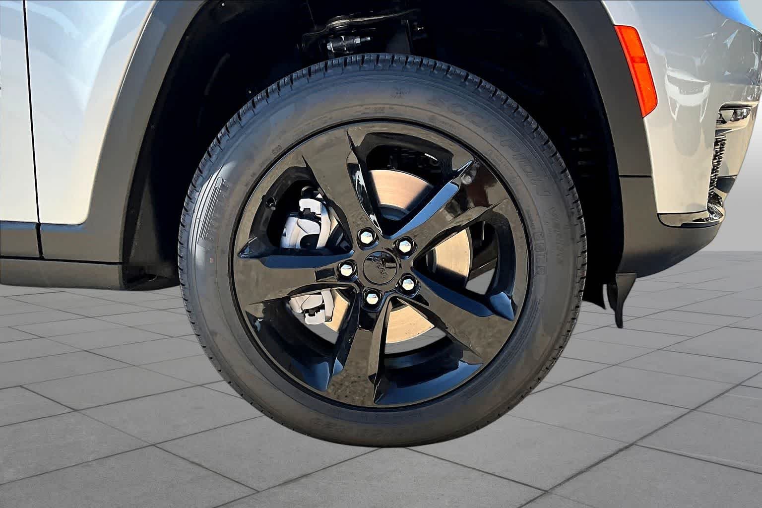 2025 Jeep Grand Cherokee L Limited - Photo 12