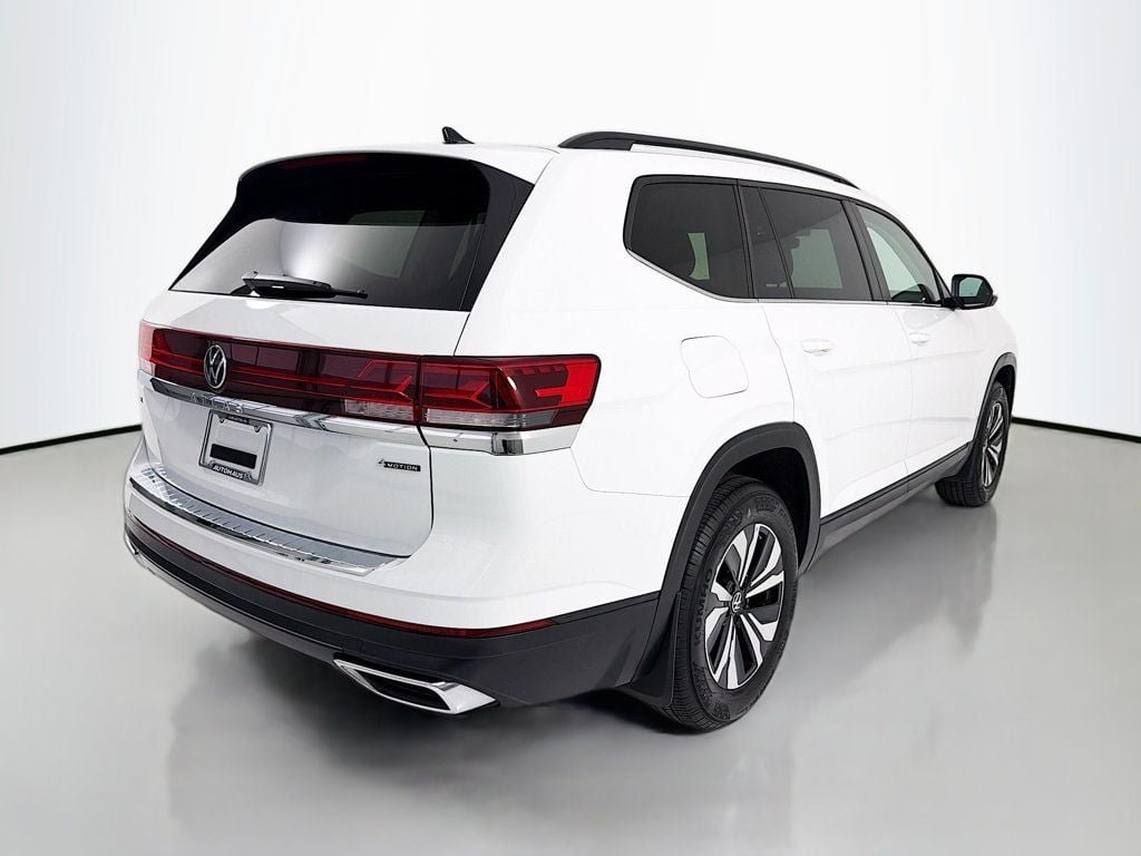 Used 2024 Pure White Volkswagen 2.0T SE 4MOTION image 7