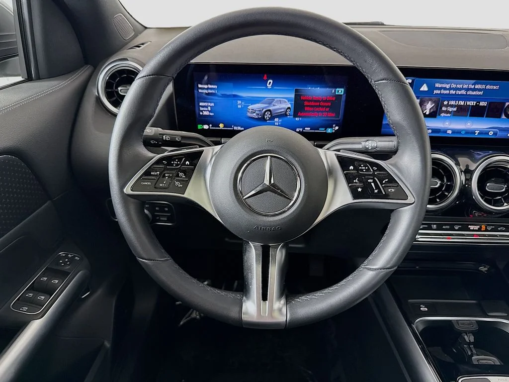 Used 2026 Gray Mercedes-Benz GLA 250 image 11