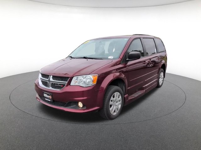 Pre-Owned 2017 Dodge Grand Caravan SE 4D Passenger Van