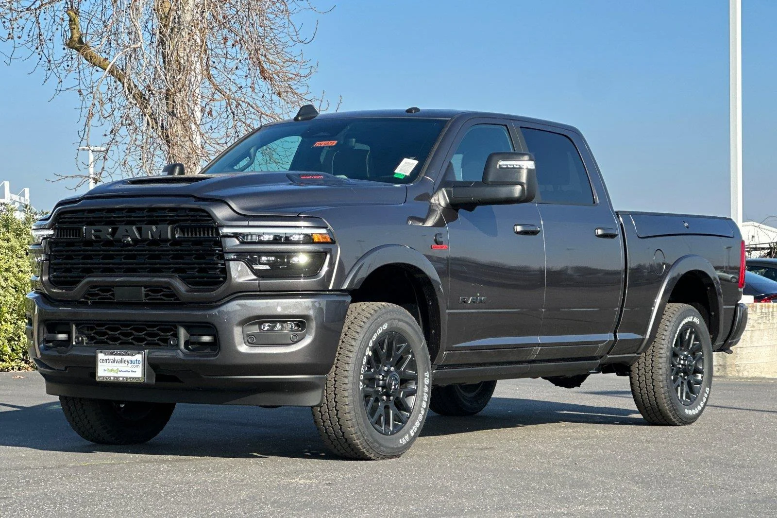 2026 RAM 2500 Limited - Photo 8