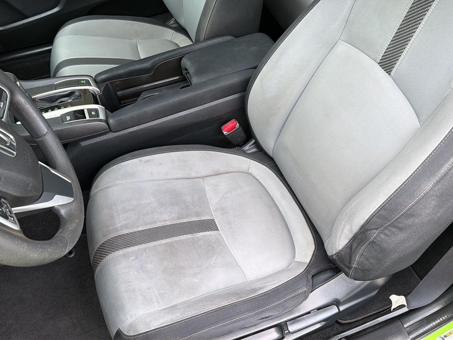 Used 2017  Honda EX-T image 25