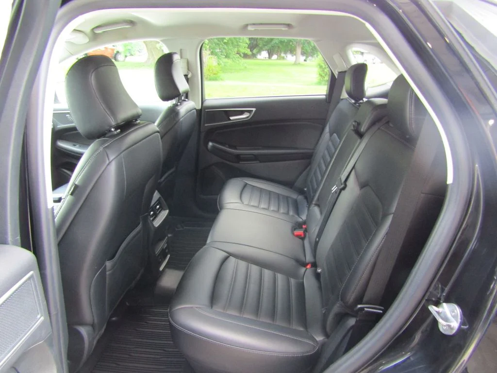 Used 2024 Black Ford SEL image 30