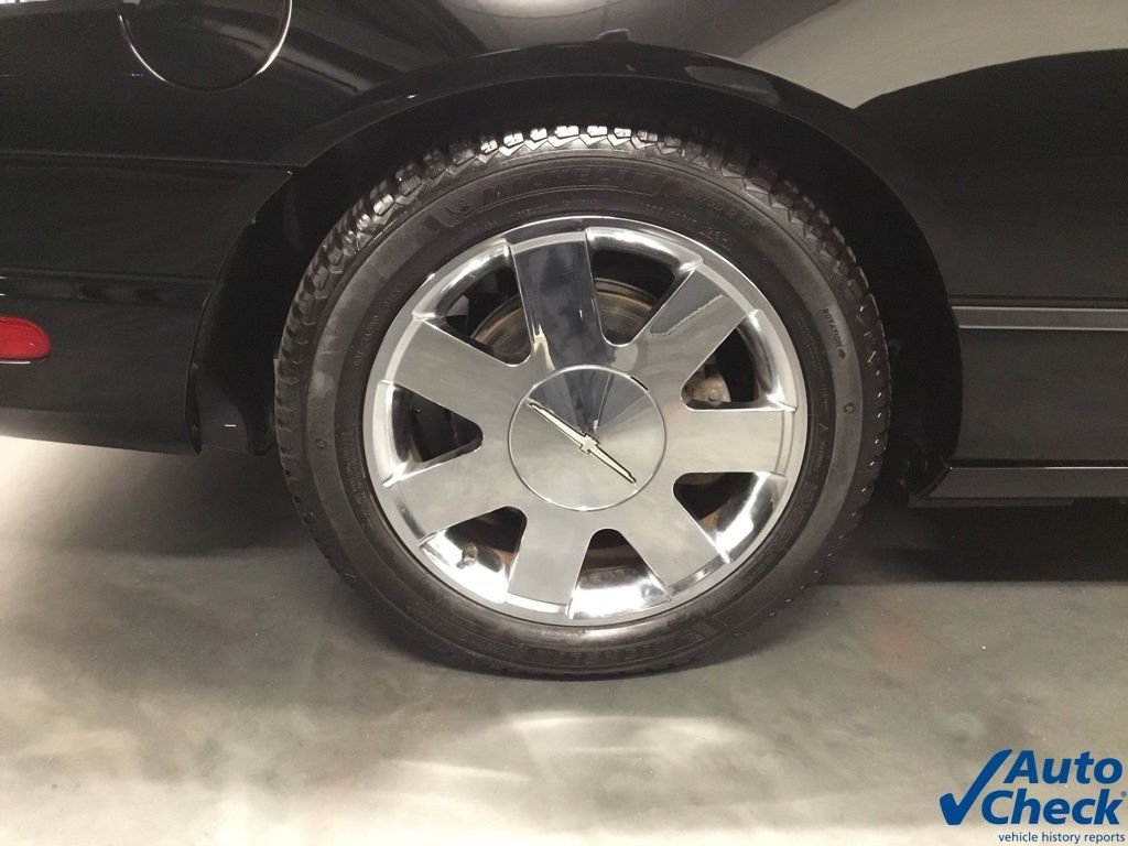 2002 Ford Thunderbird Deluxe - Photo 17