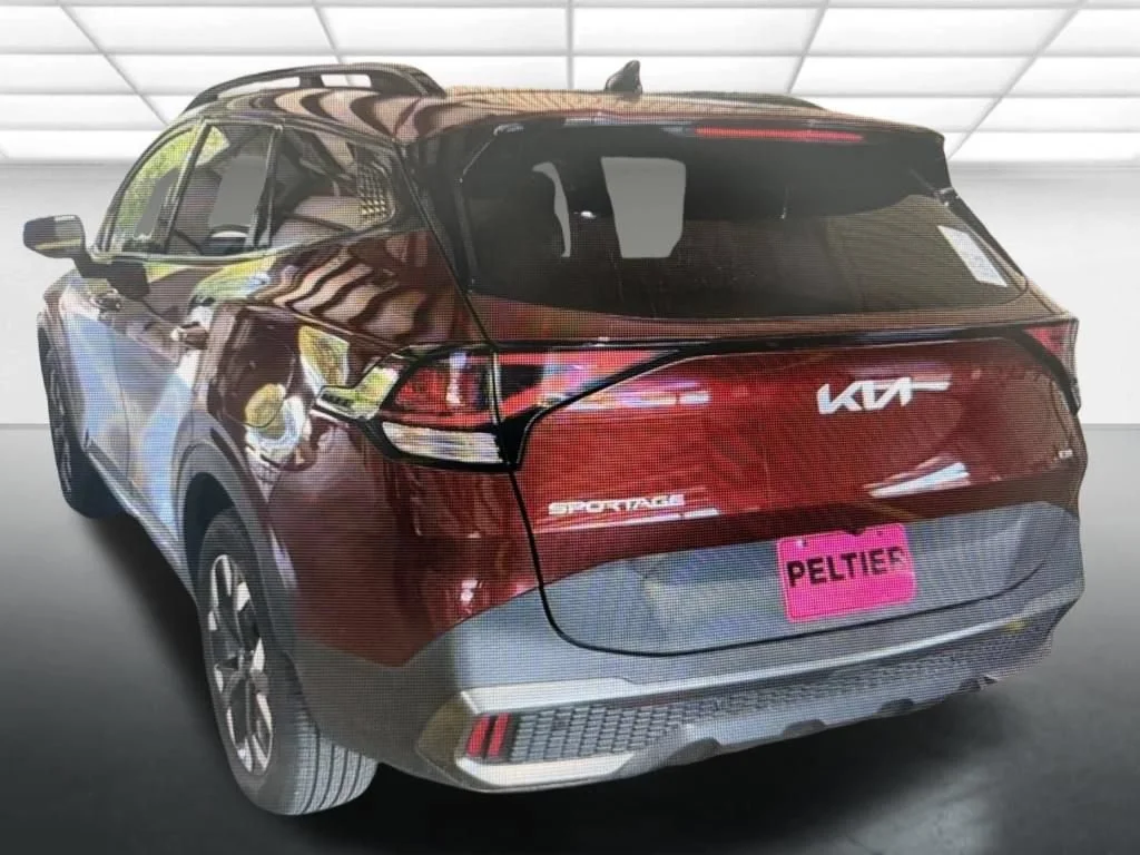 Used 2023 Red Kia X-Line image 3