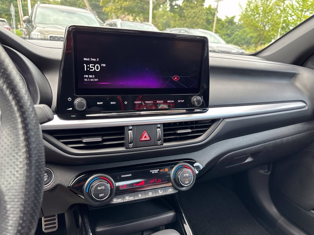 Used 2023 Blue Kia GT-Line image 28