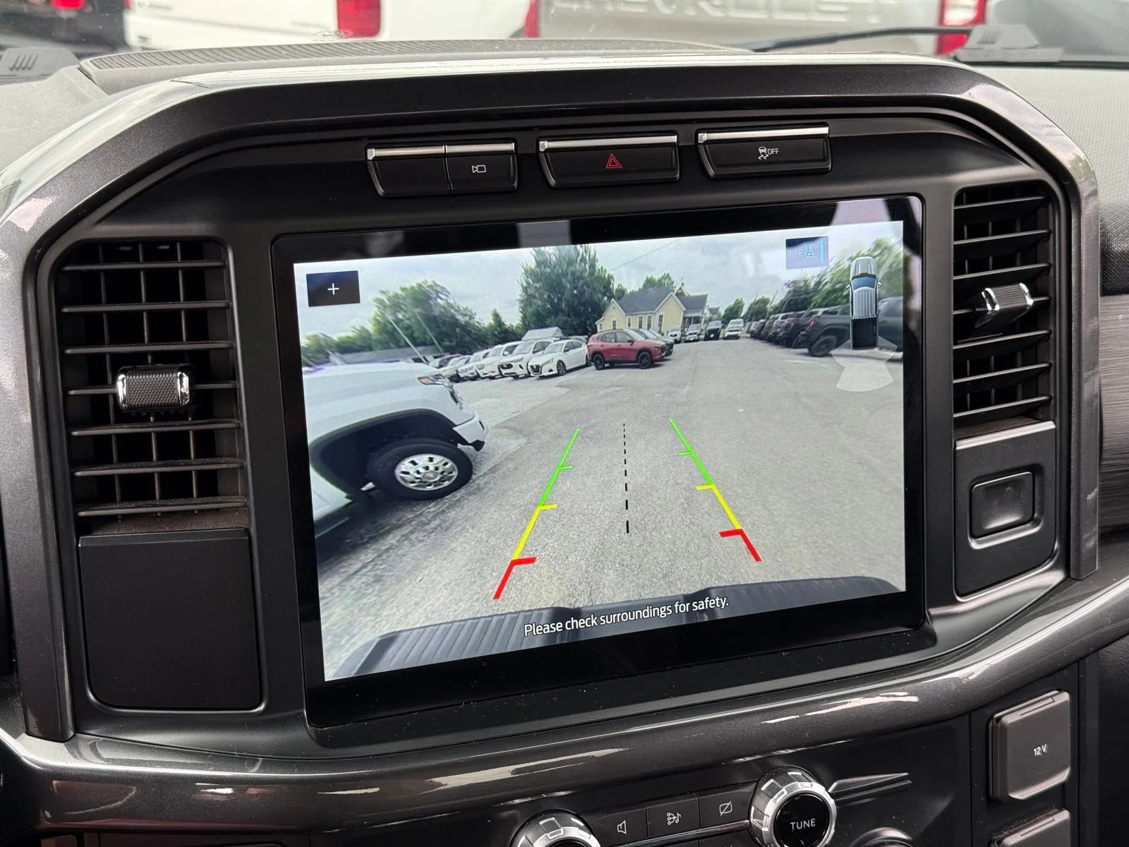 Used 2022 White Ford XLT image 33