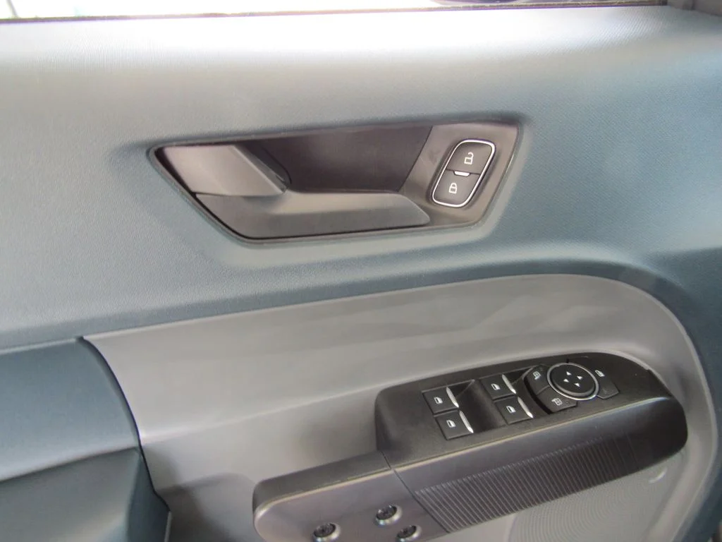 New 2026 Carbonized Gray Metallic Ford XLT image 21