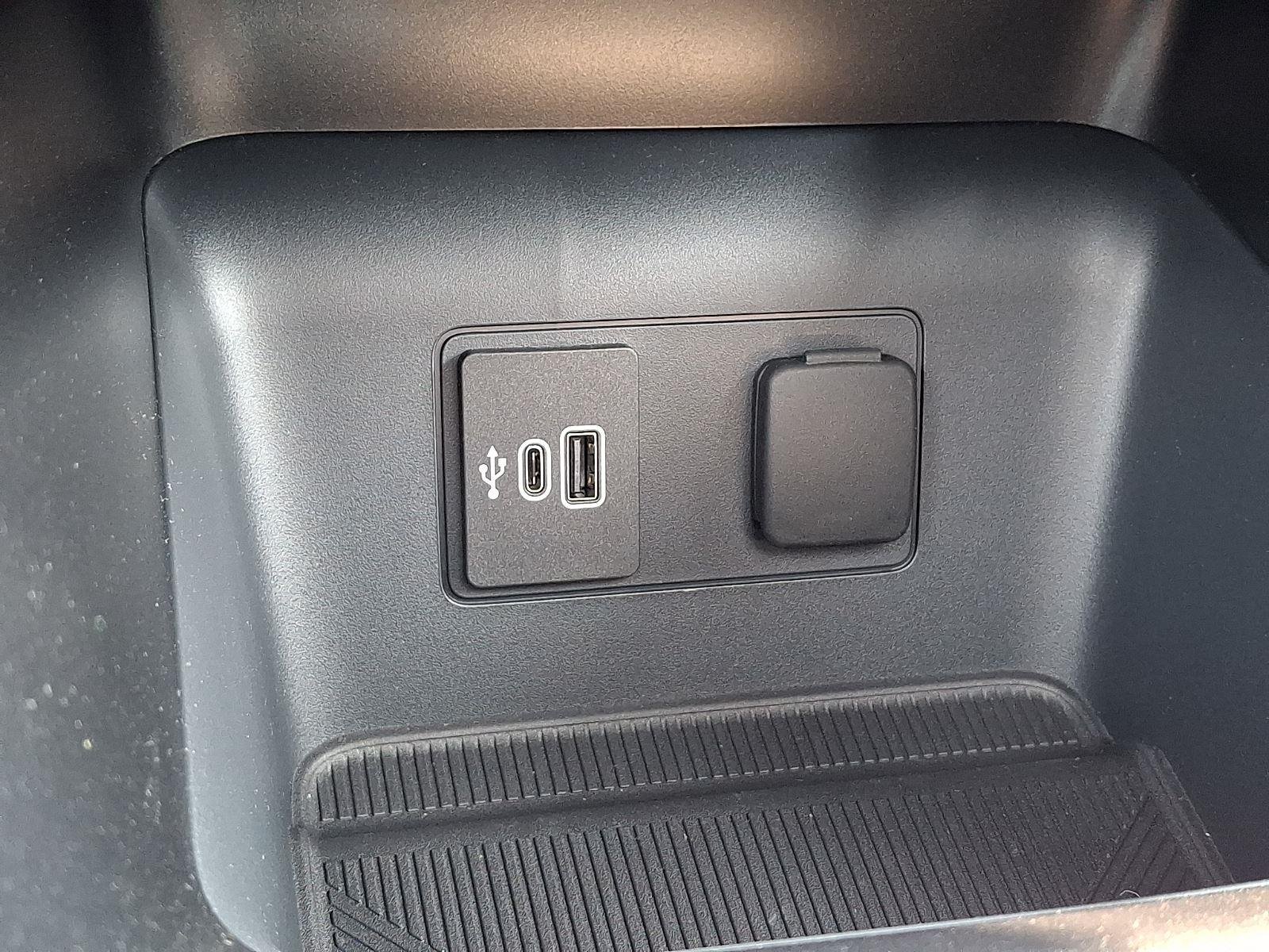 New 2026 Agate Black Metallic Ford Tremor® image 16