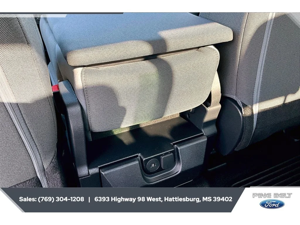 New 2026 Oxford White Ford F-250® XL image 25