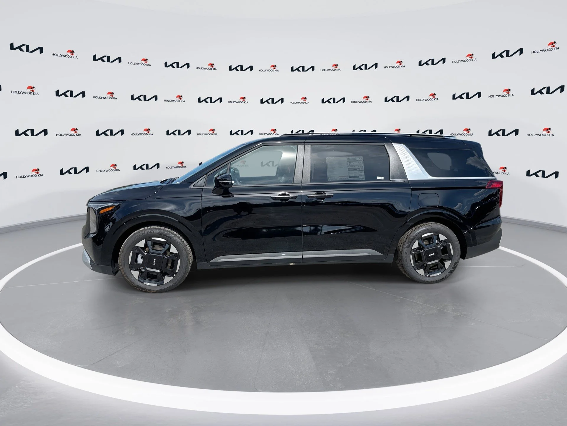 New 2026 Aurora Black Pearl Kia EX image 5