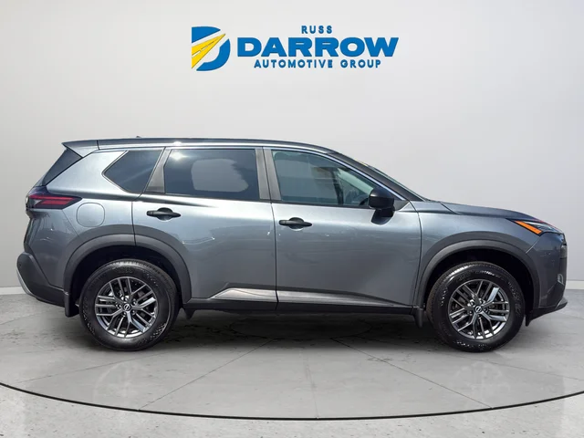 Used 2023 Gray Nissan S image 6