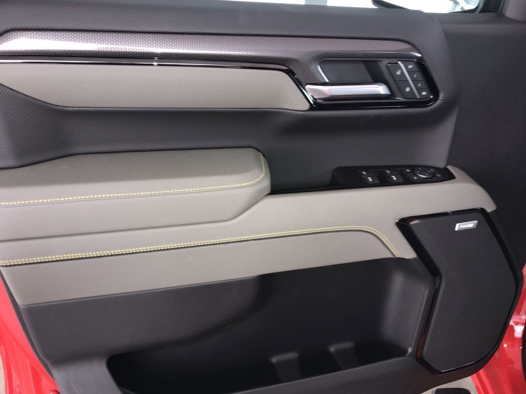 2026 Chevrolet Silverado 1500 ZR2 - Photo 13