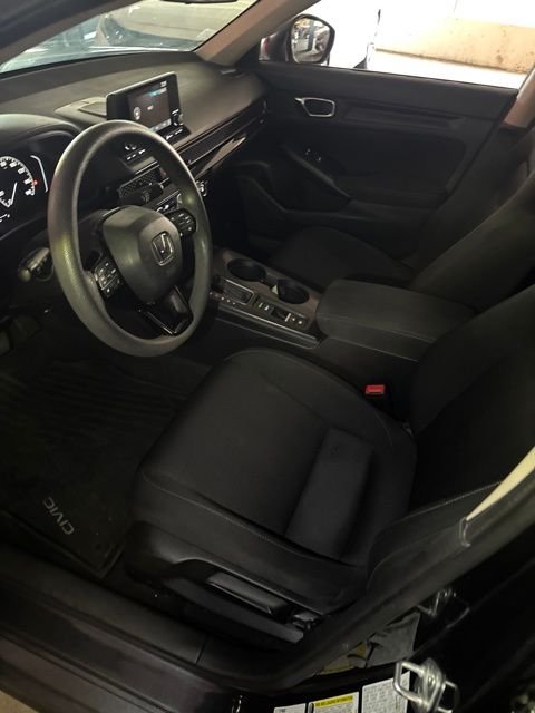 Used 2022  Honda LX image 4