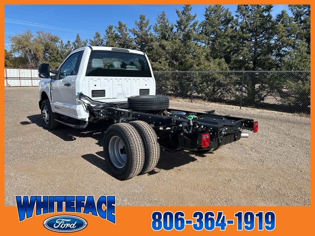 New 2026 Oxford White Ford XL image 4