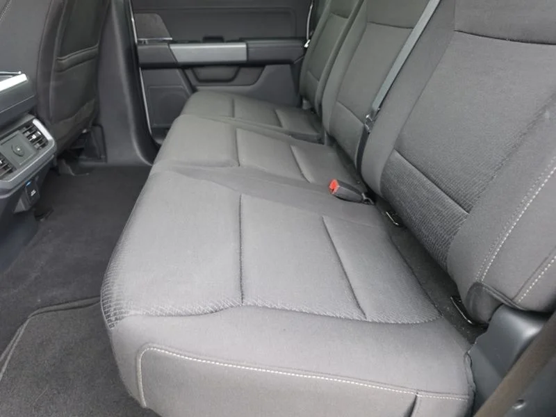 Used 2025 Space White Metallic Ford XLT image 11