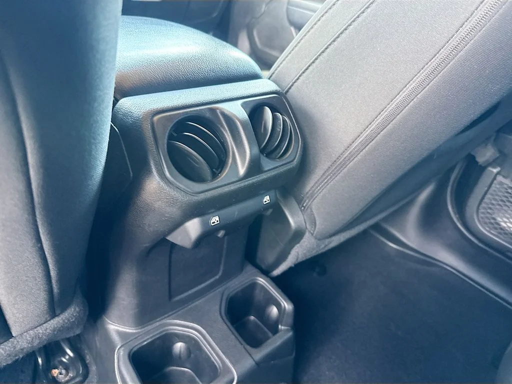 Used 2021 Black Jeep Unlimited Sport Altitude image 25