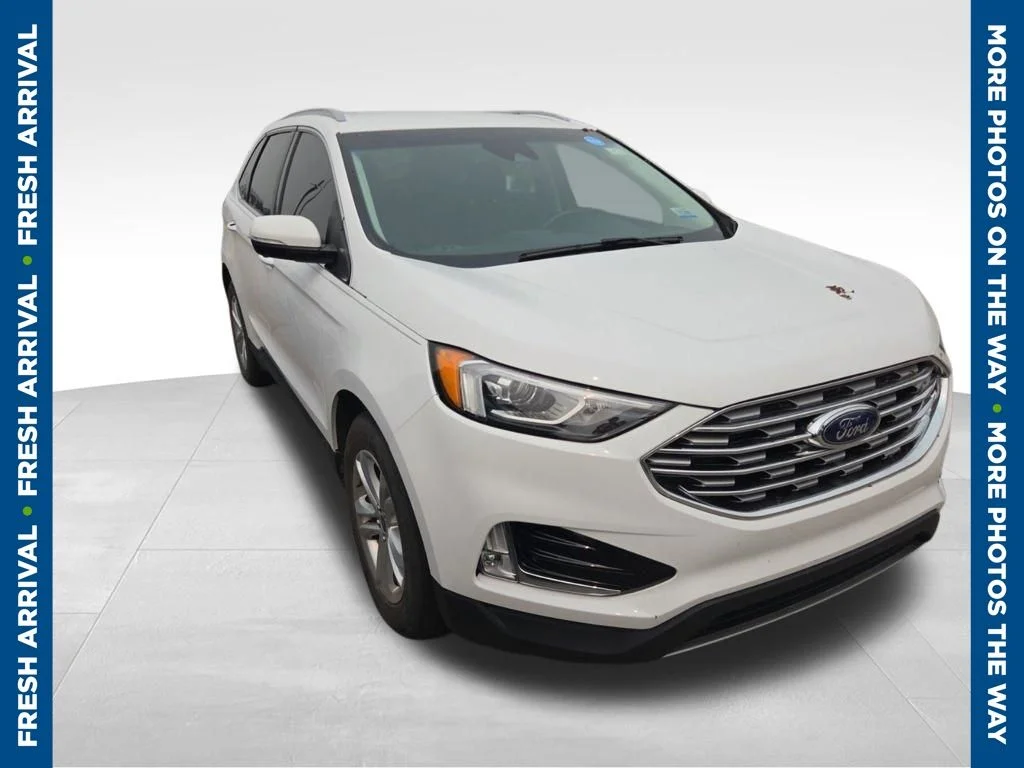 Certified Used 2020 White Ford SEL image 1
