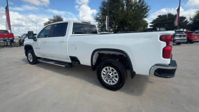 2025 Chevrolet Silverado 2500HD LT - Photo 6