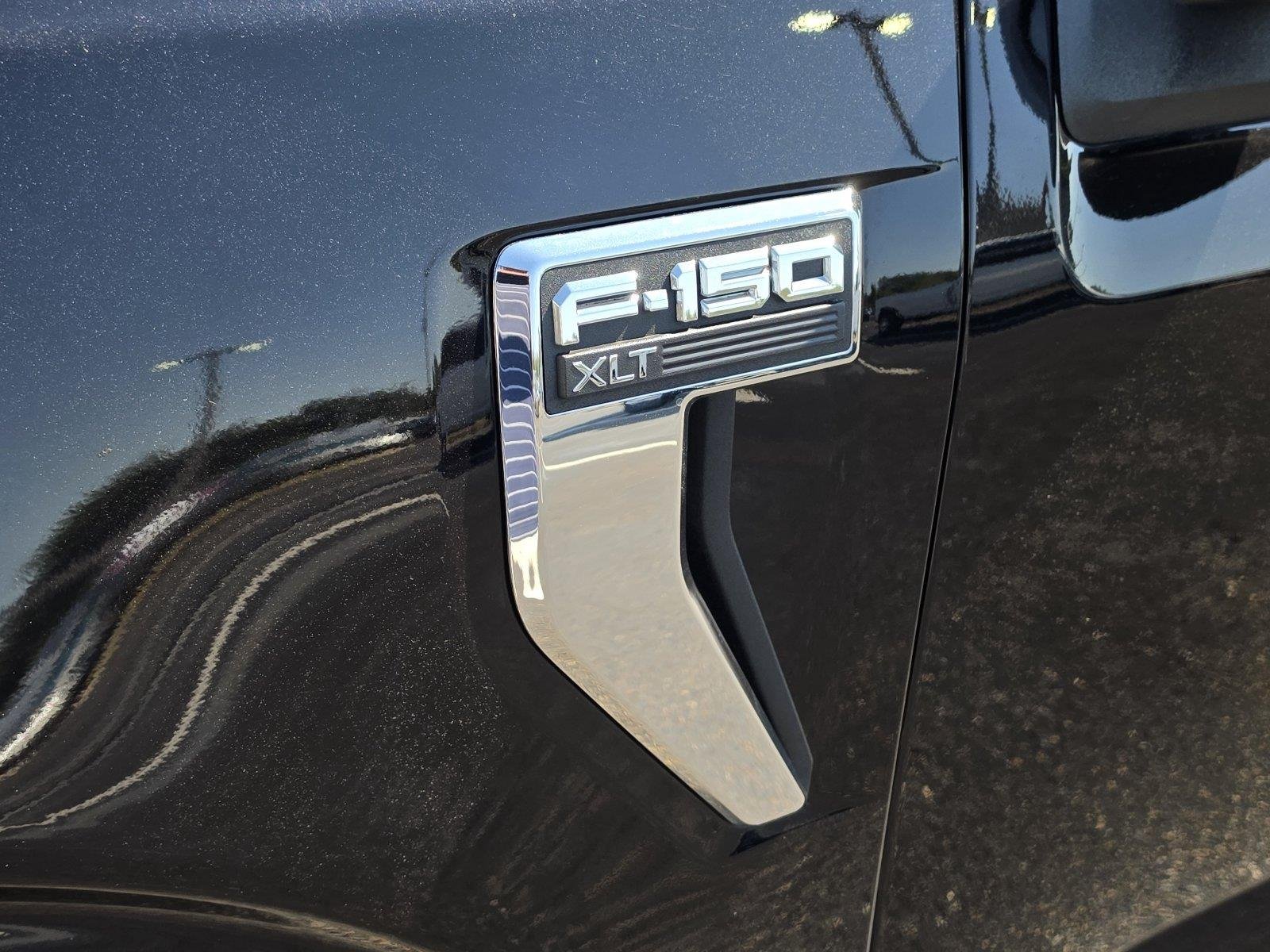 Used 2025  Ford XLT image 36