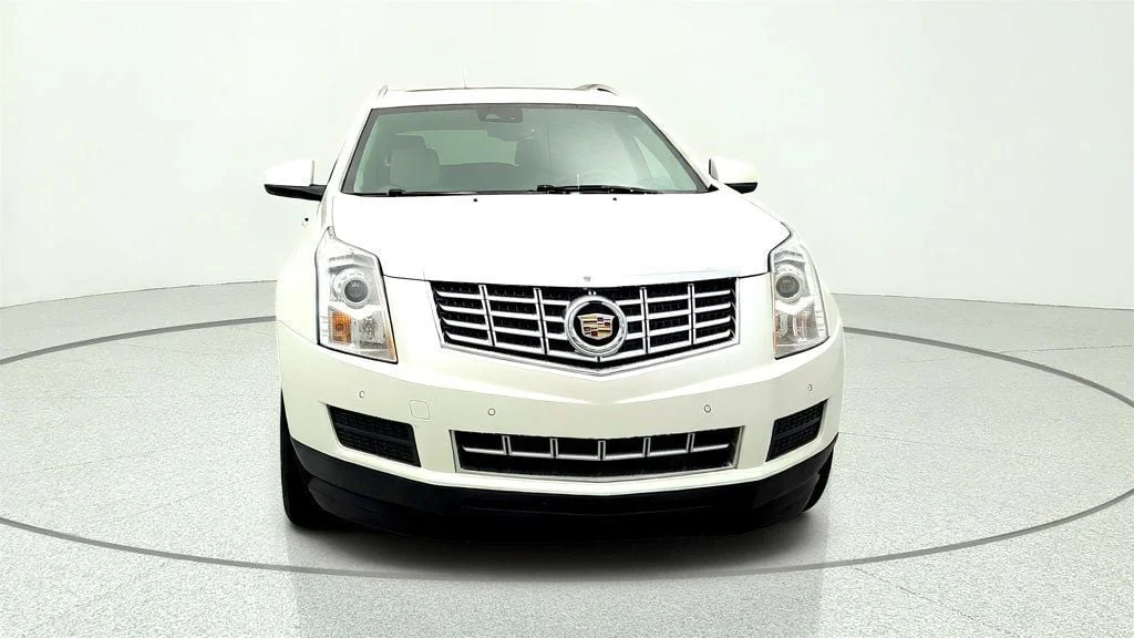 Used 2016 Platinum Ice Tricoat Cadillac FWD 4dr Luxury Collection w/ Nav & Driver Awareness Pkg image 2