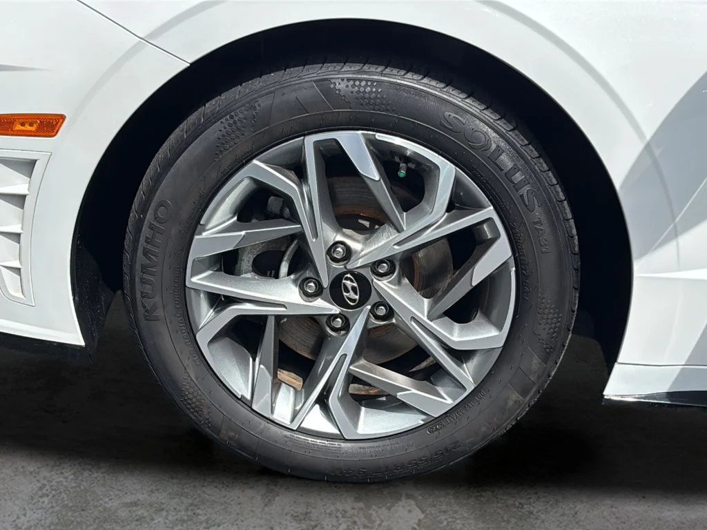 Used 2023 Serenity White Hyundai SEL image 48