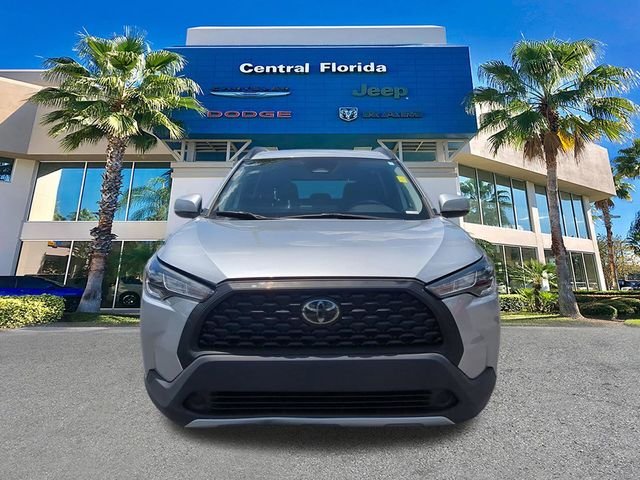 Used 2023 Silver Toyota LE image 3