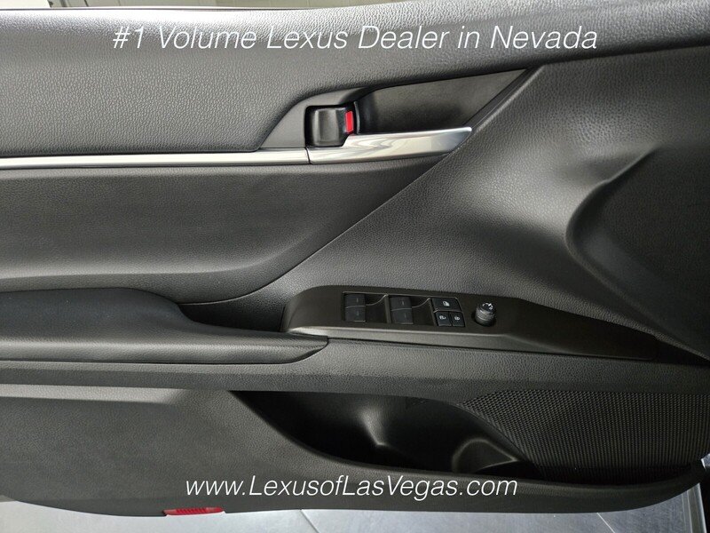 Used 2022 Midnight Black Metallic Toyota SE image 28