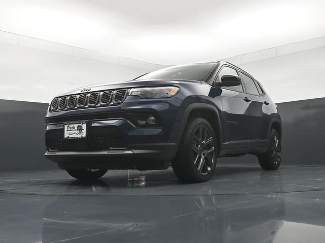 New 2026 Fathom Blue Pearl-Coat Exterior Paint Jeep Limited image 19
