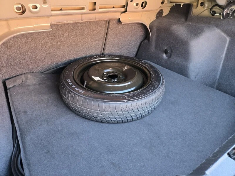 Used 2017 MAGNETIC Ford SE image 10