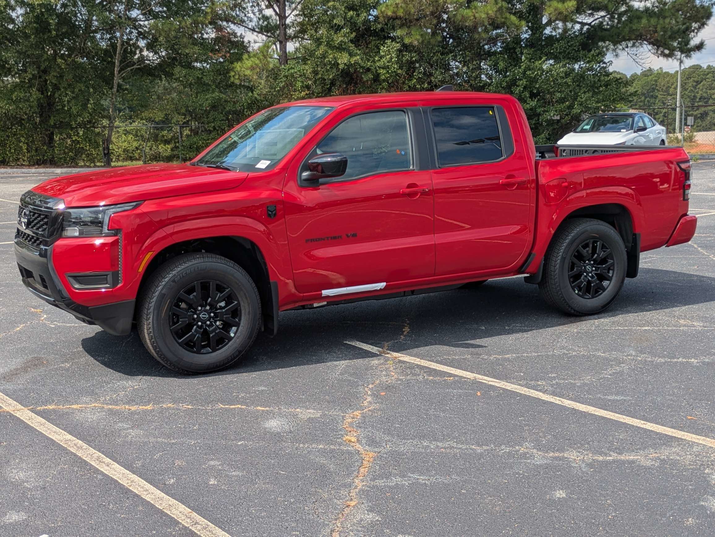Used 2027 Red Nissan SV image 4
