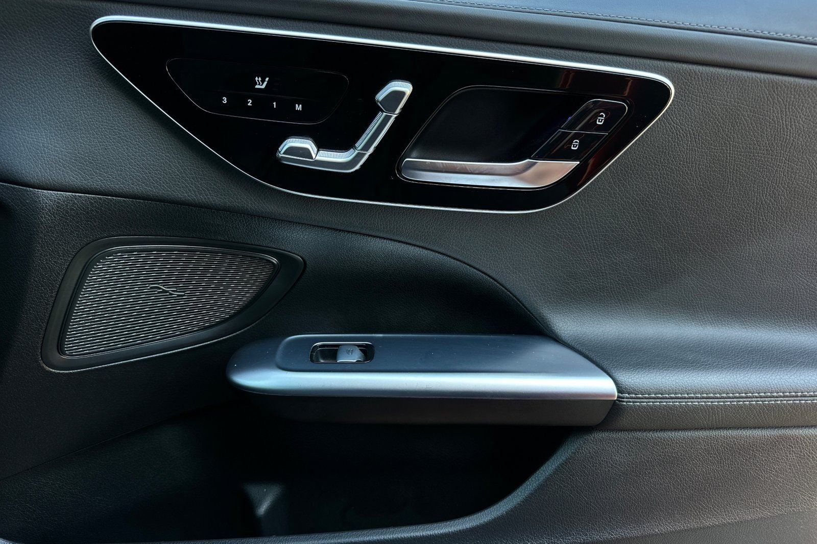 2024 Mercedes-Benz C-Class Sedan C 300 - Photo 32