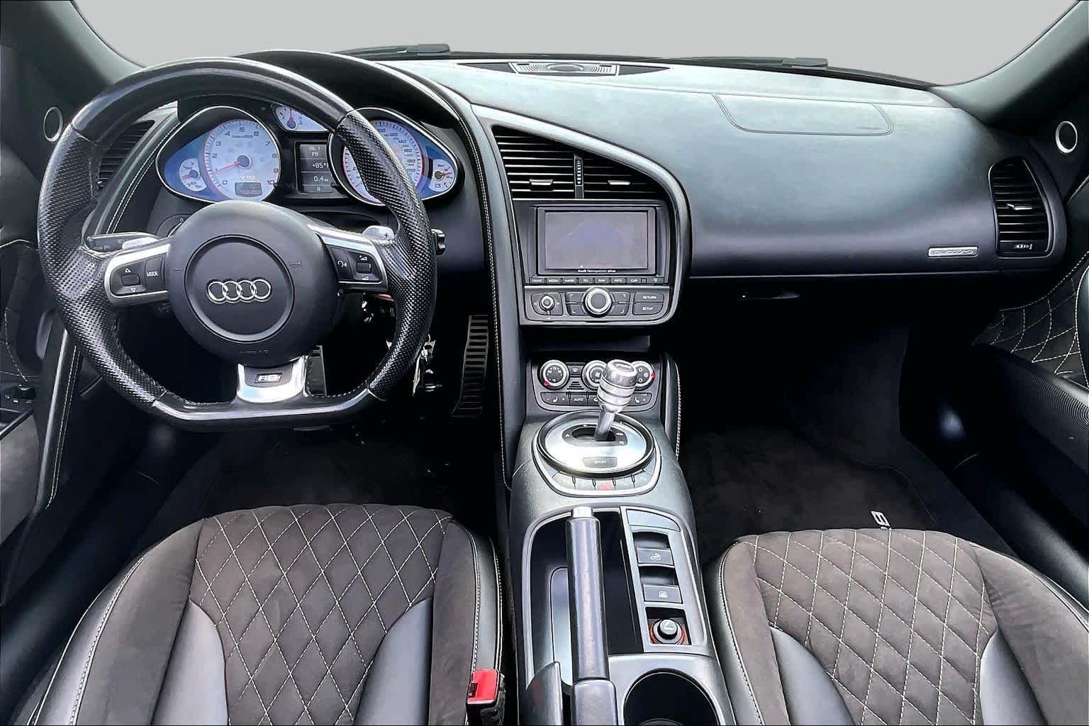 Used 2011 Phantom Black Pearl Audi 5.2L image 14