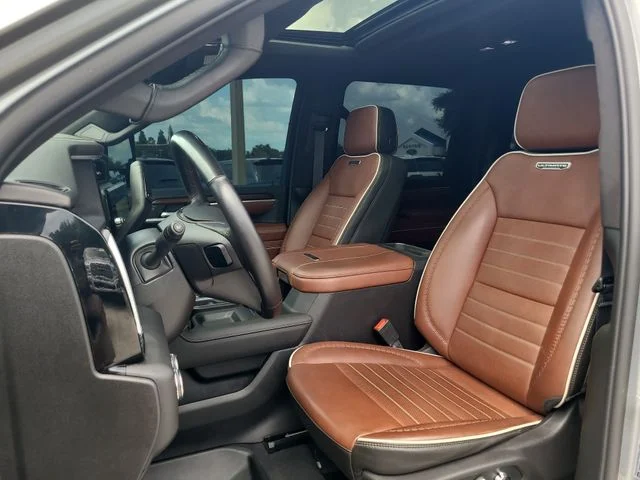 Used 2026 Silver GMC Denali Ultimate image 19