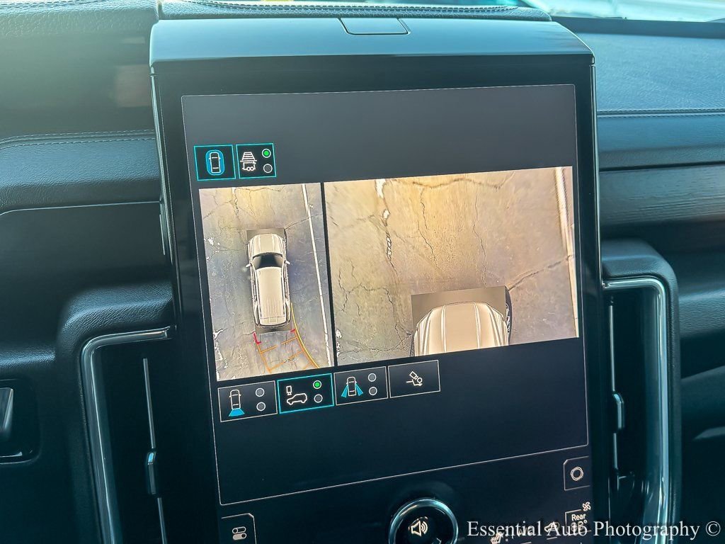 2025 GMC YUKON - Image 28