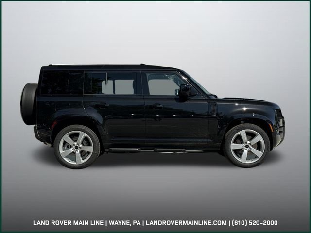 New 2026 Santorini Black Land Rover X-Dynamic SE image 6