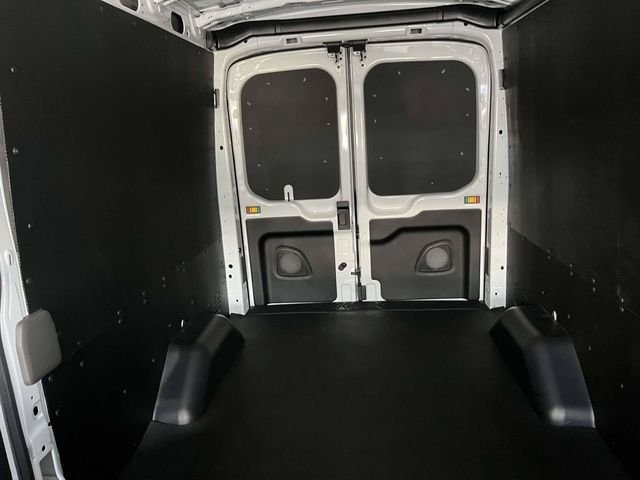 New 2026 Oxford White Ford Base image 6