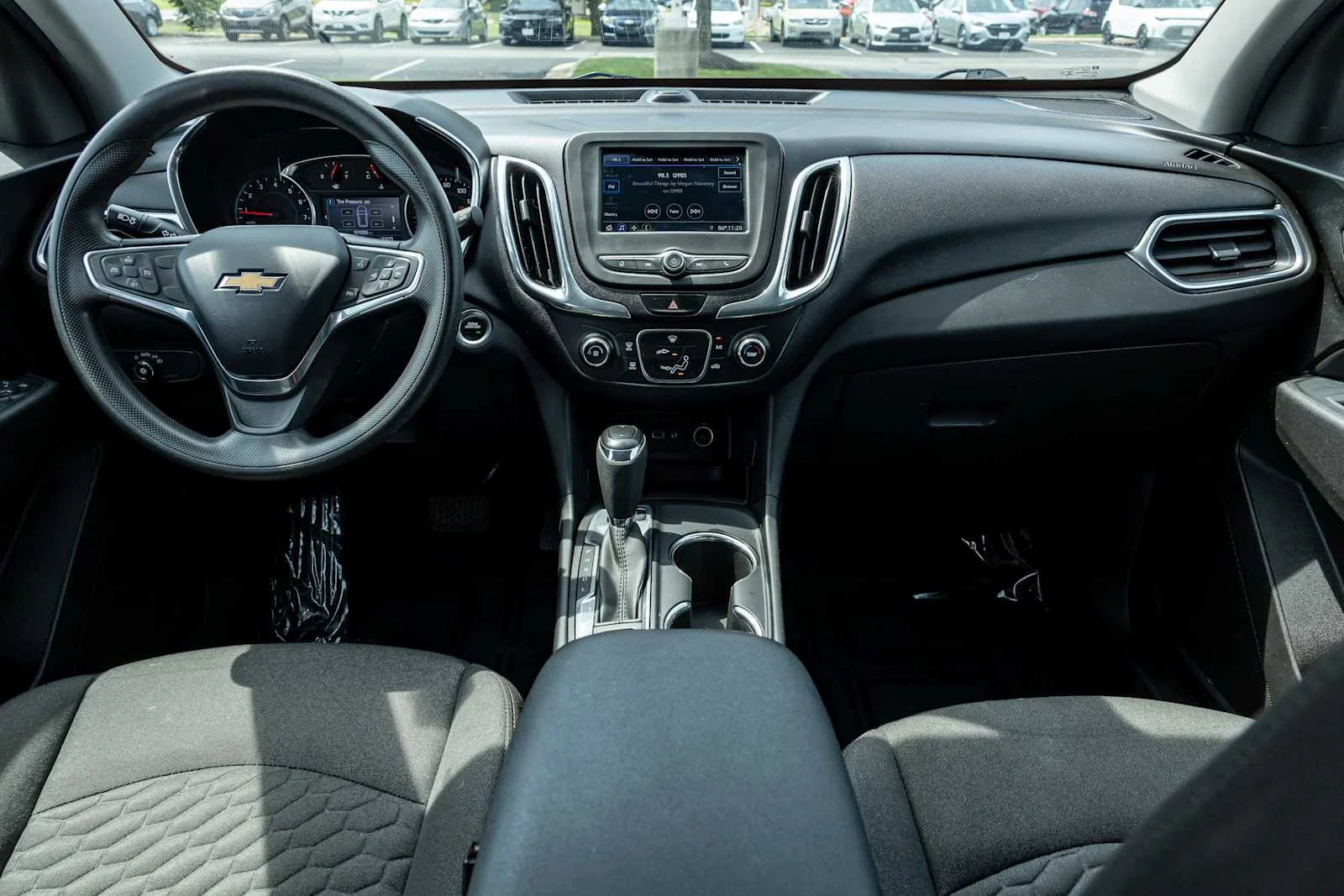 Used 2019 SUMMIT WHITE Chevrolet LT image 9