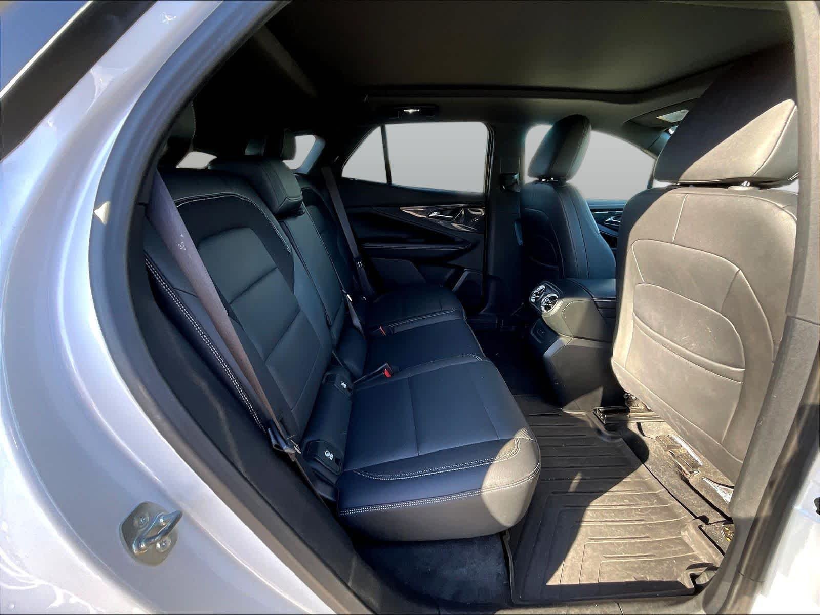 2024 Chevrolet Blazer EV LT - Photo 27