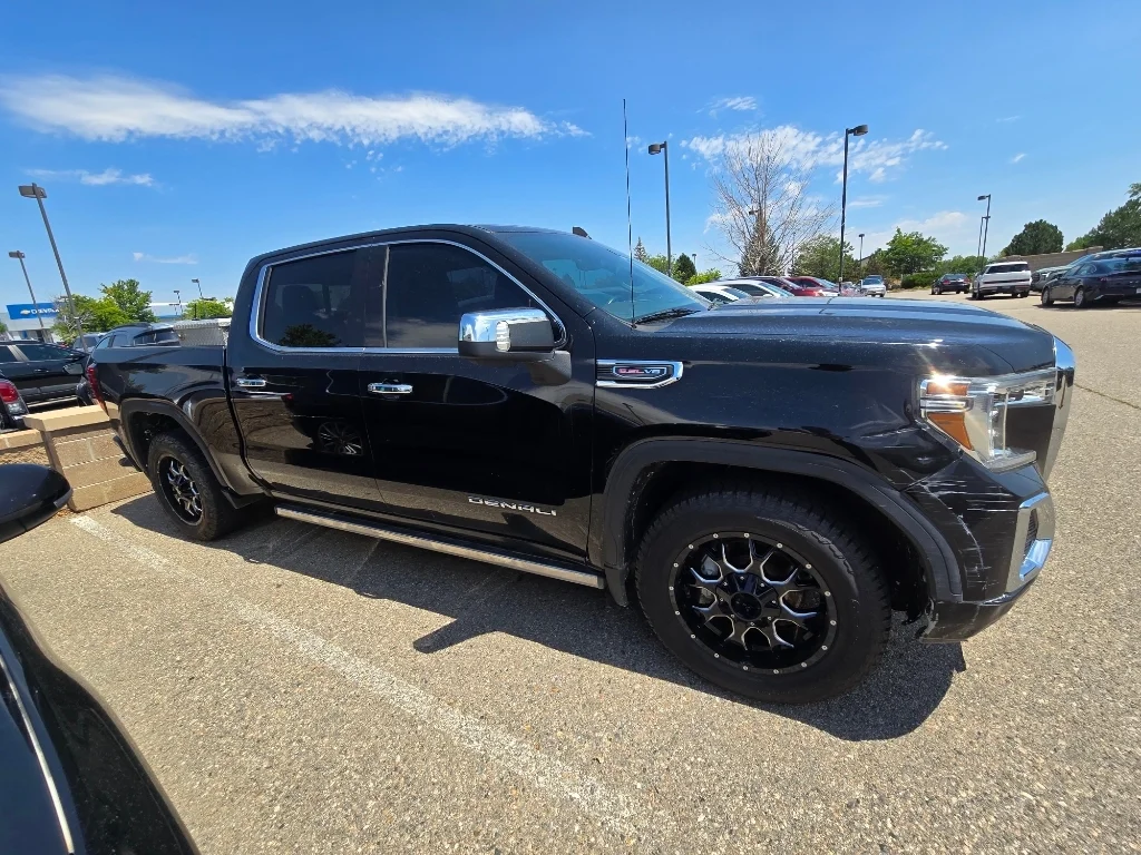 Used 2019 Onyx Black GMC Denali image 13