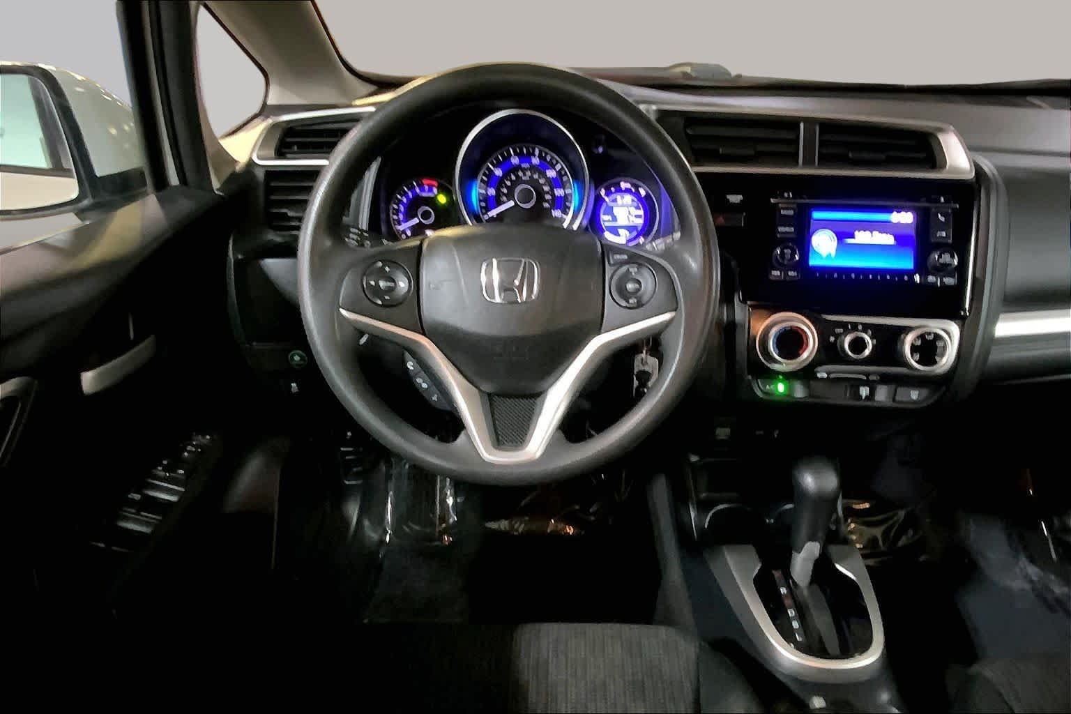 Used 2015 White Orchid Pearl Honda LX image 6