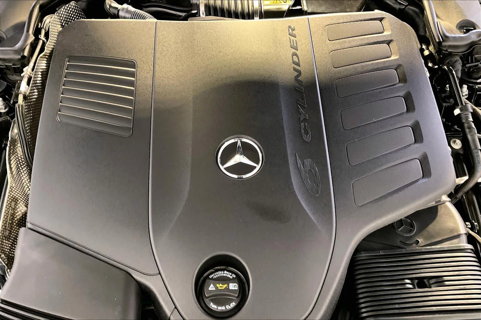 New 2027 Obsidian Black Metallic Mercedes-Benz CLE 450 image 15