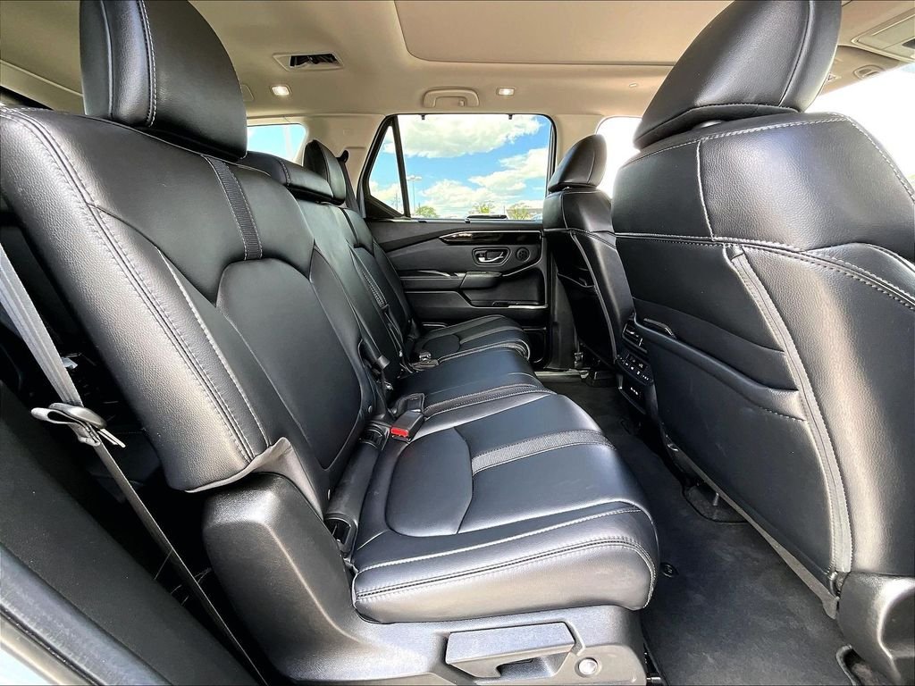 Used 2024 Blue Honda Touring image 16