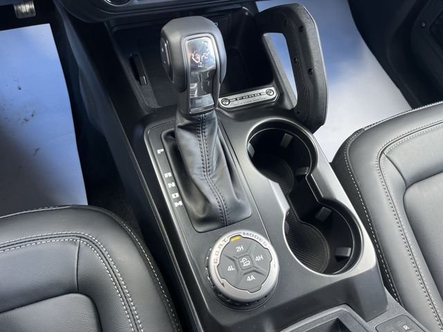 New 2025 Azure Gray Metallic Tri-Coat Ford Outer Banks® image 21