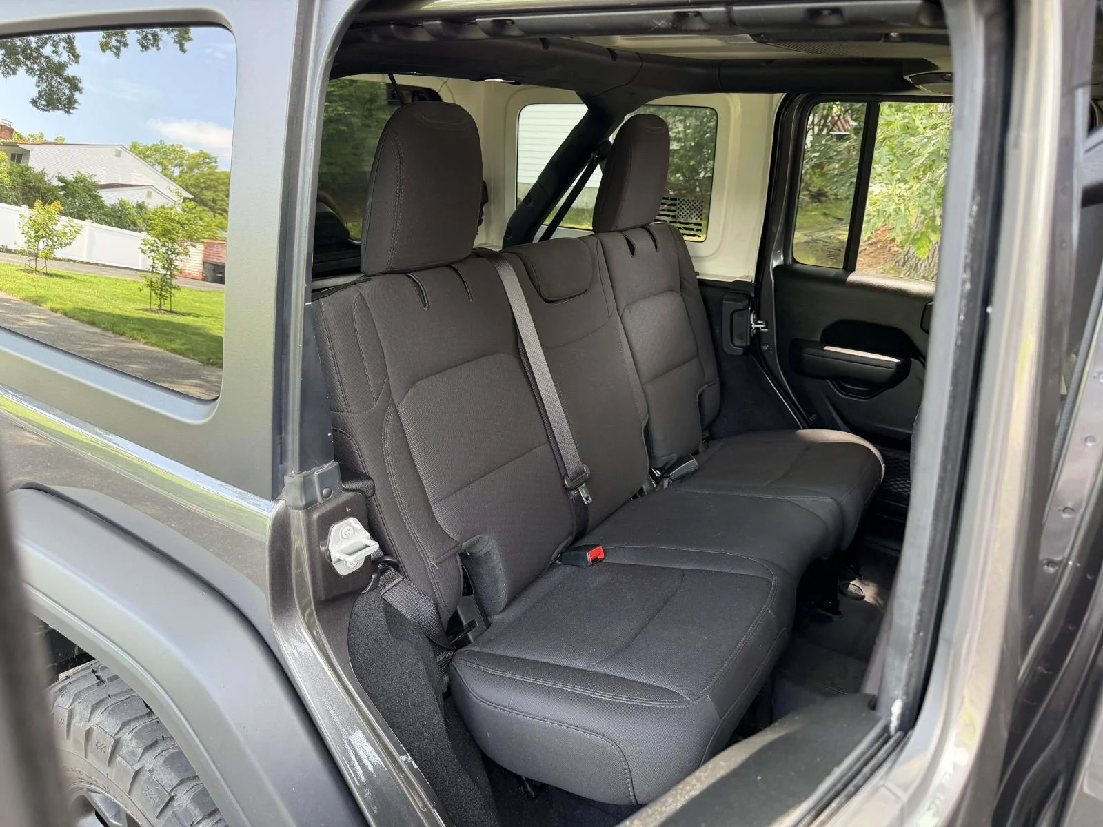 Used 2022 Gray Jeep Unlimited Willys image 13