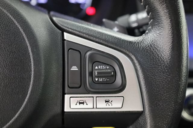 Used 2018 Crystal White Pea Subaru Premium Black Edition w/EyeSight image 22