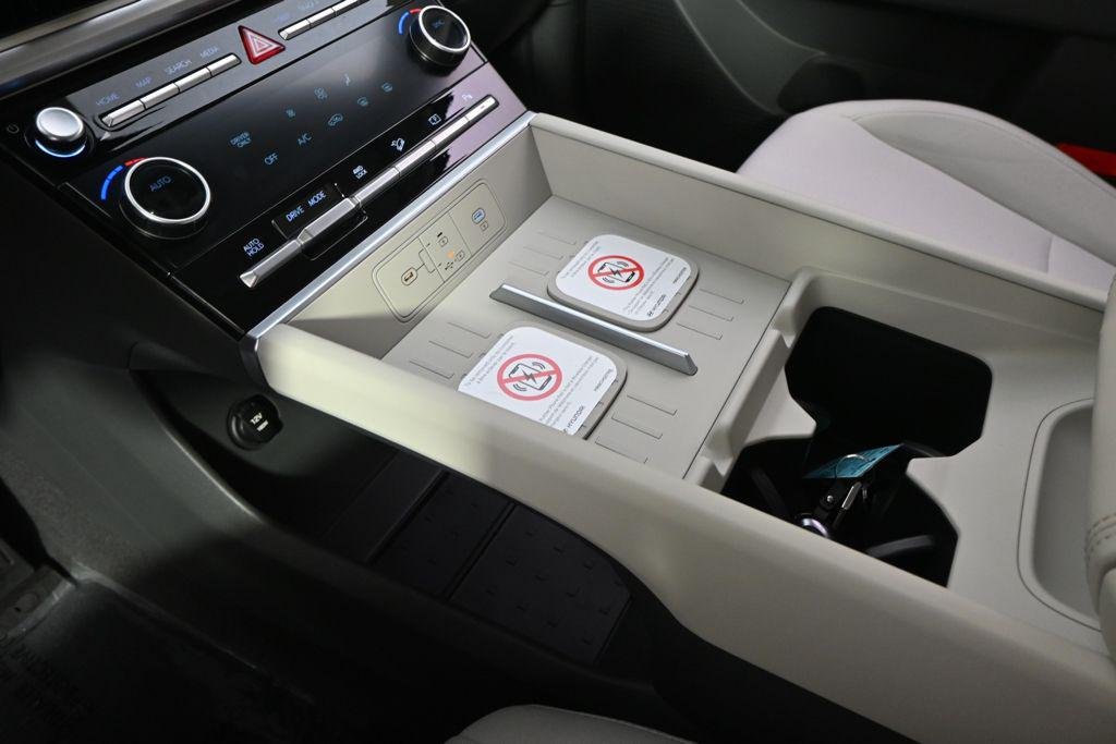 New 2026 Gray Hyundai SE image 31